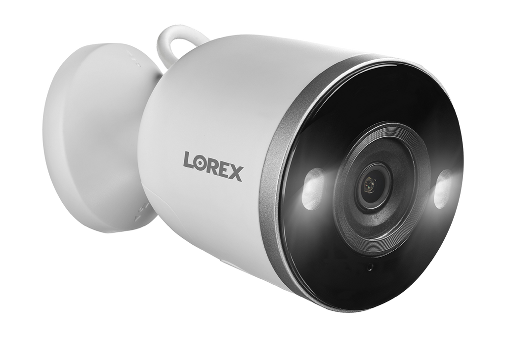 Lorex 2K Spotlight Indoor/Outdoor Wi-Fi Security Camera (32GB, Cloud-Enabled)